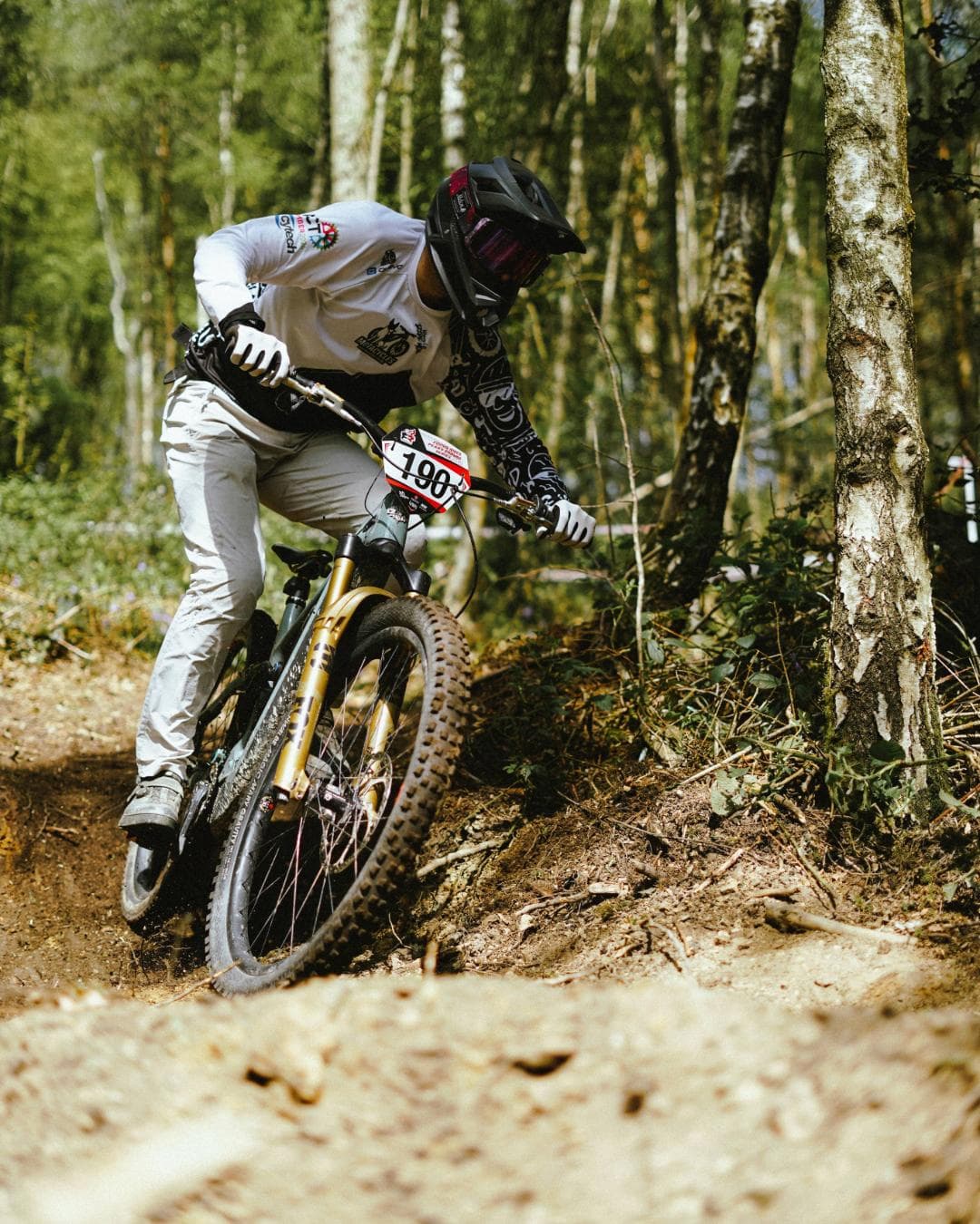 MotaCycles race team — racing with workshop and suspension service support